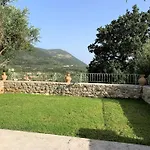 Kouvarata Stavros فاثي