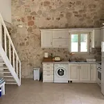 Kouvarata Stavros فيلة
