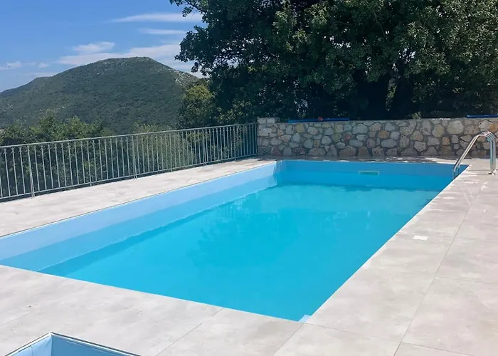 Kouvarata Stavros *